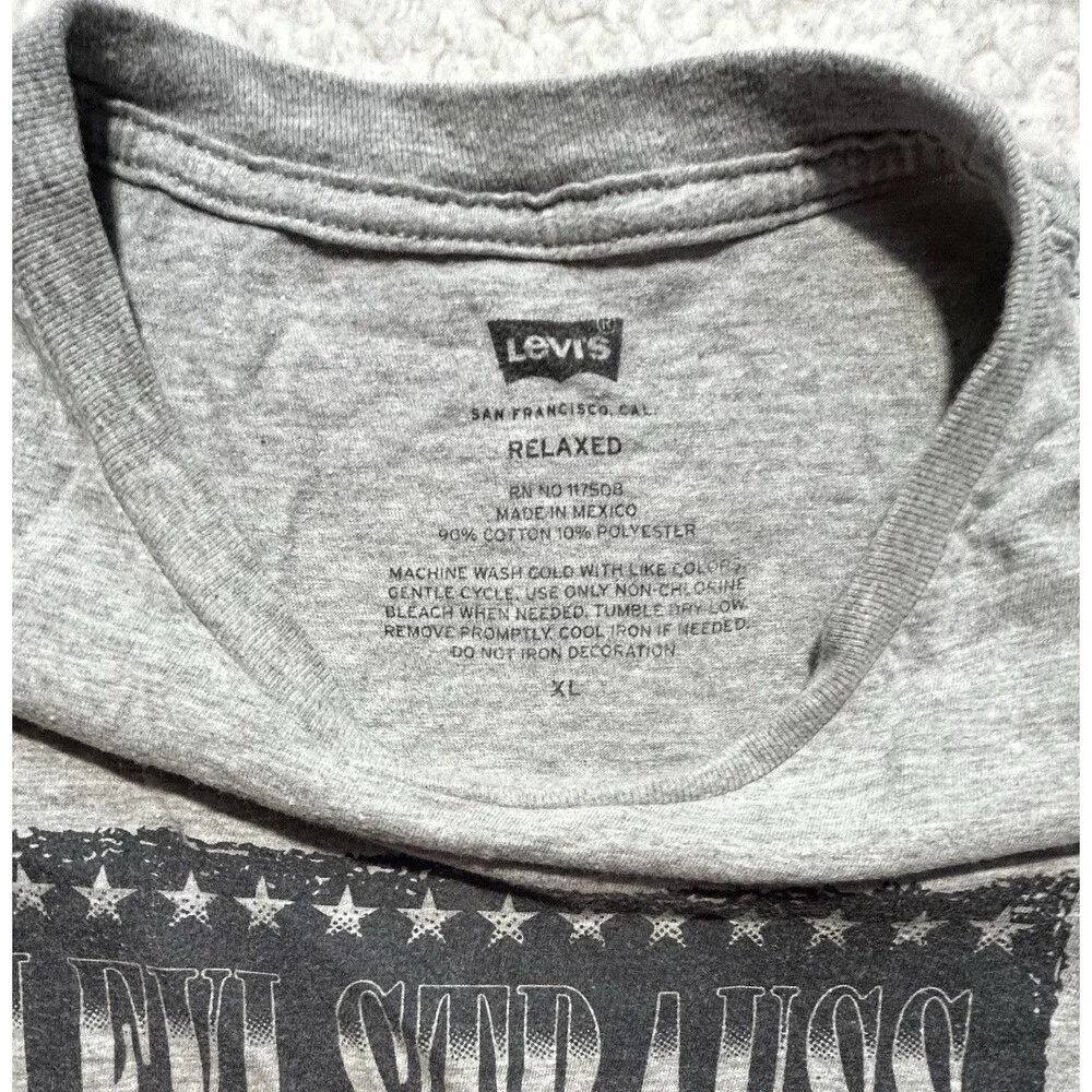 Levi Strauss Graphic T-Shirt Gray Buffalo American Original Men's Size XL